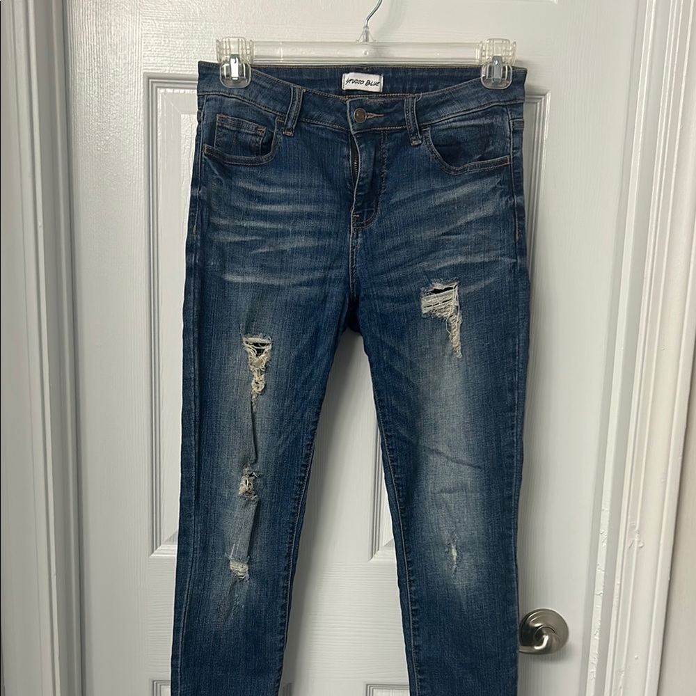 Studio Blue Skinny Jeans Distressed Design